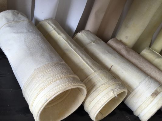 Arsilik iğneli felt toz toplayıcı filtre torbaları 450GSM ~ 550GSM Çimento endüstrisi için